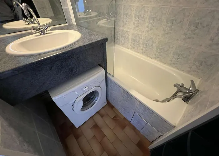 T2 Avec Parking, Vue Jardin Et Canal, Ascenseur, Lave-linge - Fr-1-702-40 Apartman *